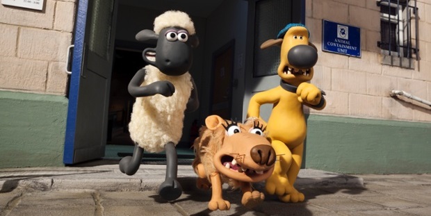 Shaun, Bitzer and their new companion race off in the heat of adventure.
